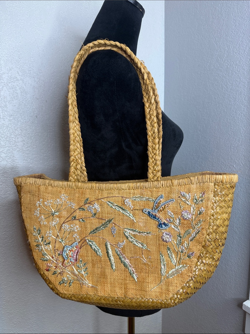 Cappelli Straworld Embroidered Hummingbird Butterfly Woven Straw Tote Bag Boho